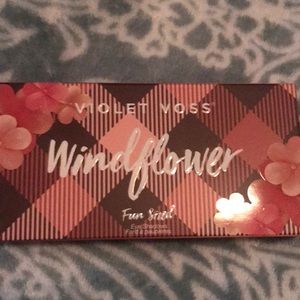 Violet Voss - Windflower